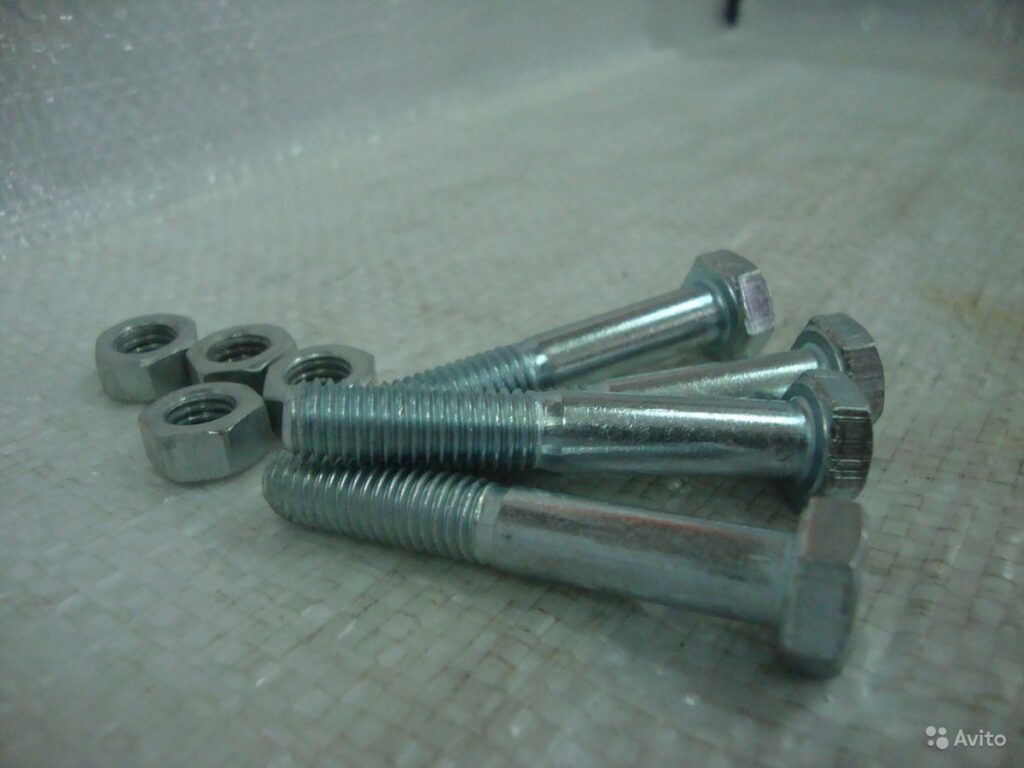 Купить Набор болтов крепления двигателя Восход - Интернет-магазин ...